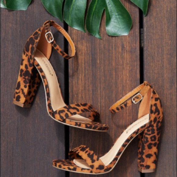 Shoes - Picture 1 of 5